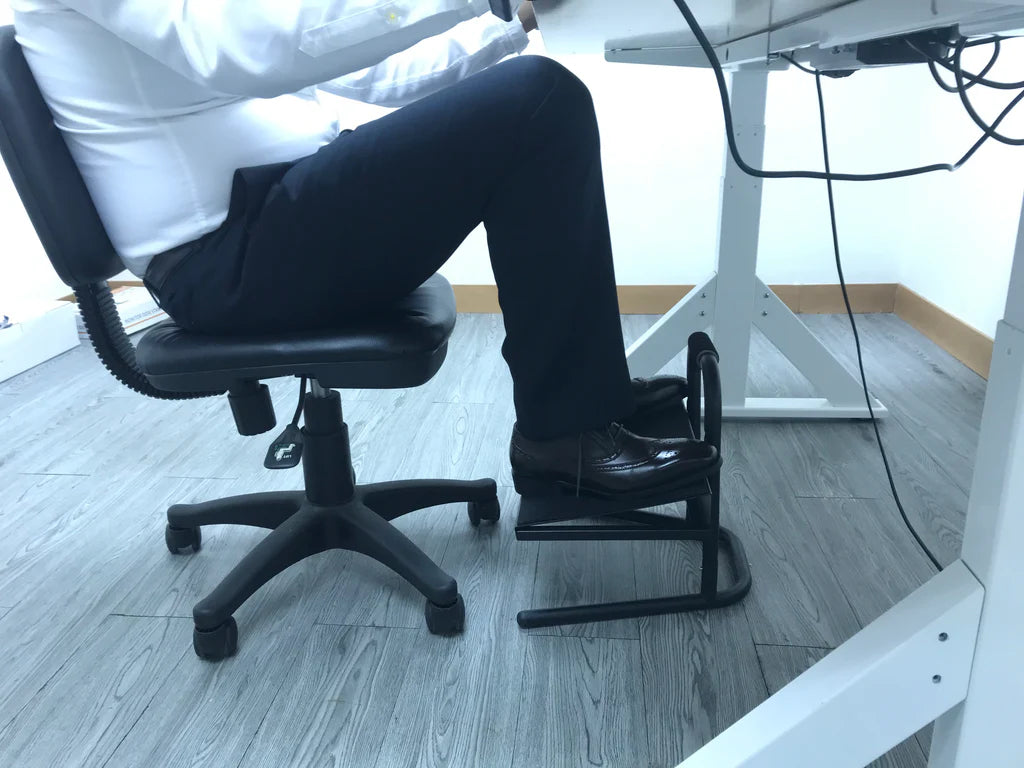 Heavy Duty High height Foot Rest , 15.3 cm to 27.8 cm height range Footstool Model No (FR03)