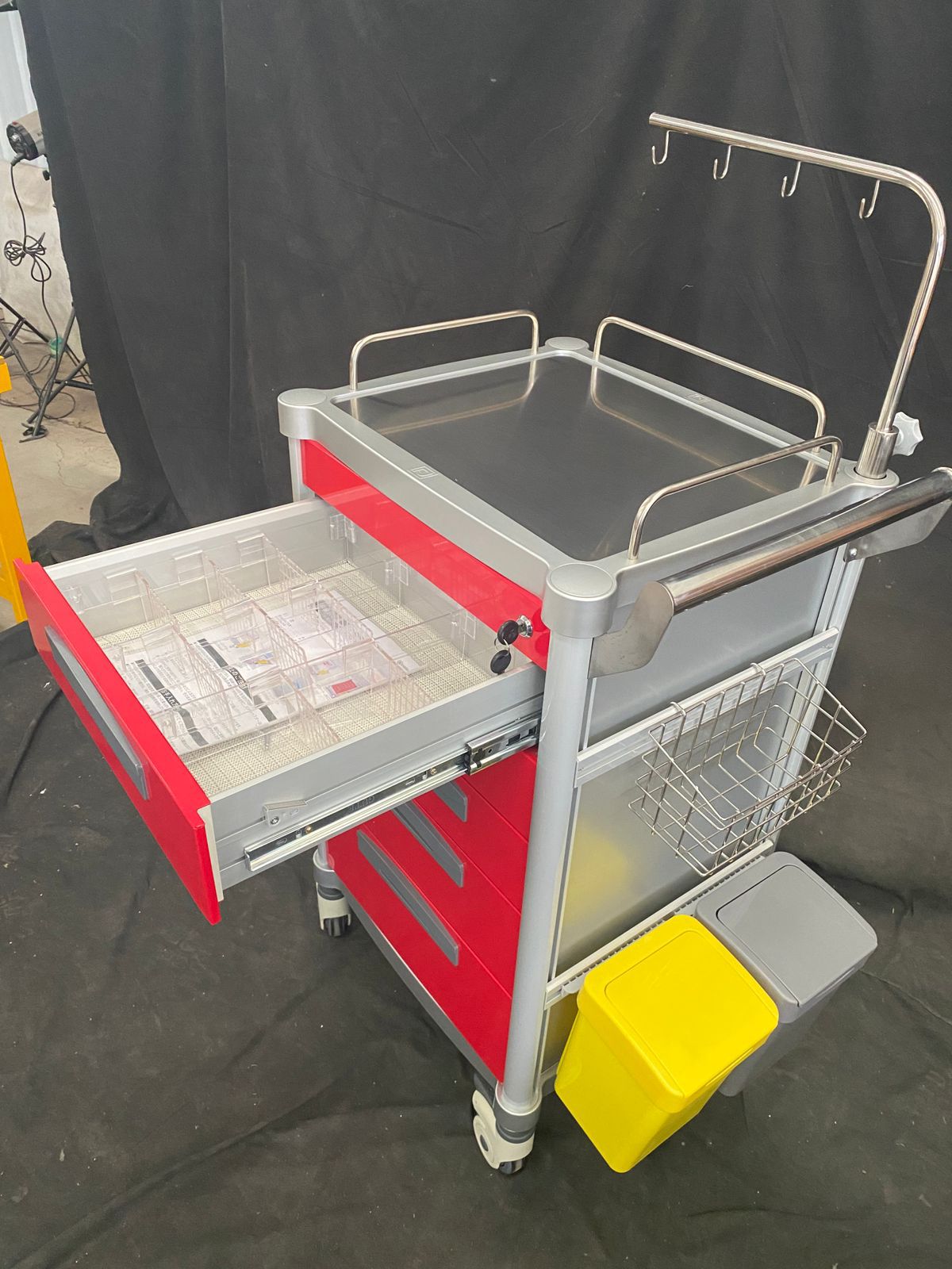 R6 Series Emergency Trolley