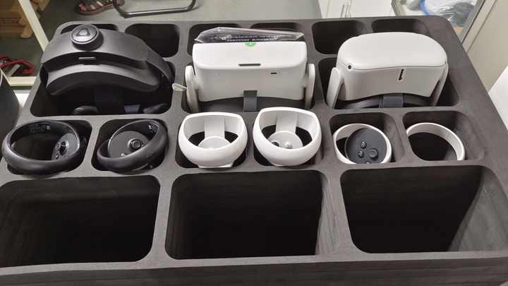 VR Headset to VR Glasses Fast Charge High-Quality Durable PVC Waterproof Material Charging Trolley