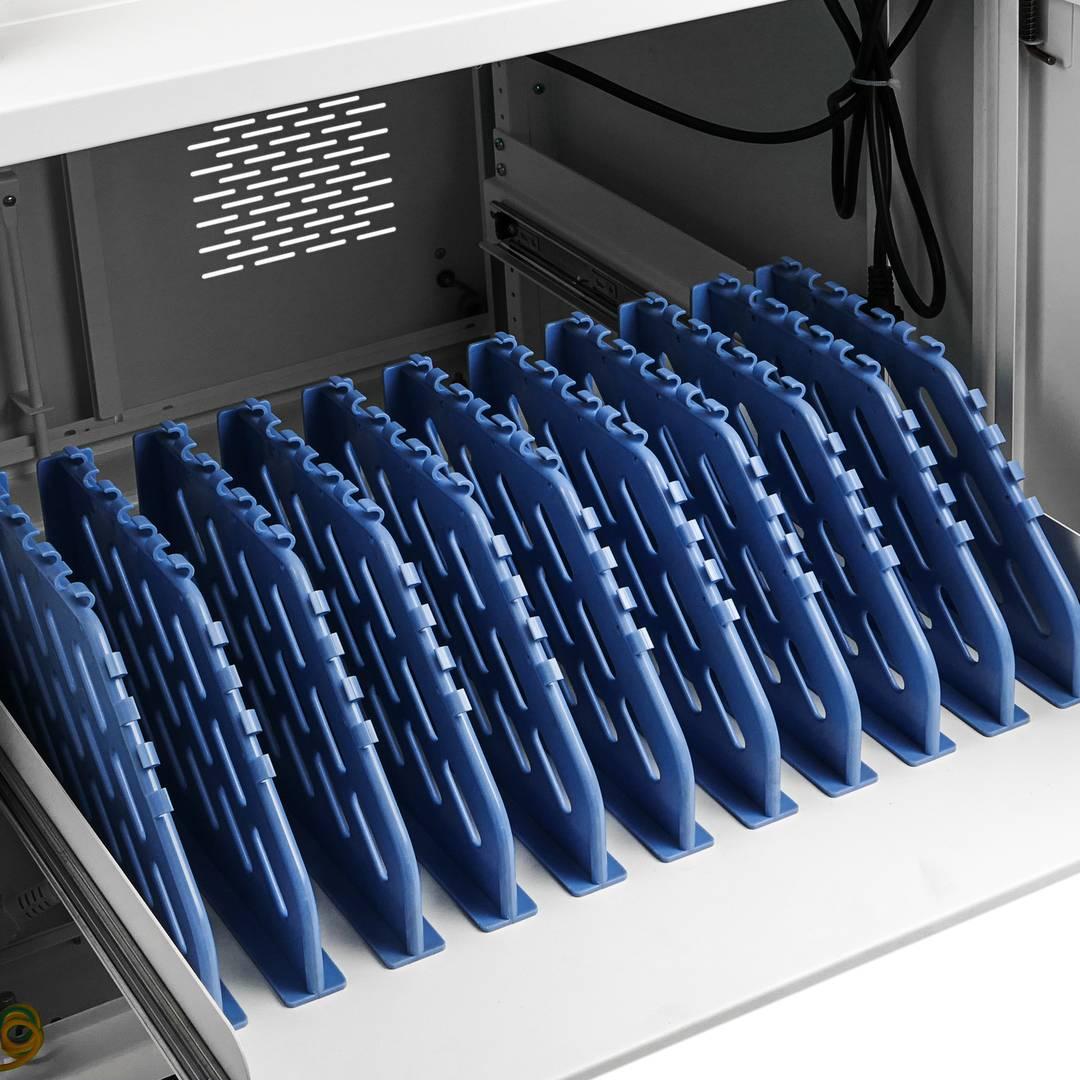 RIFE device-friendly blue ABS laptop partition close-up