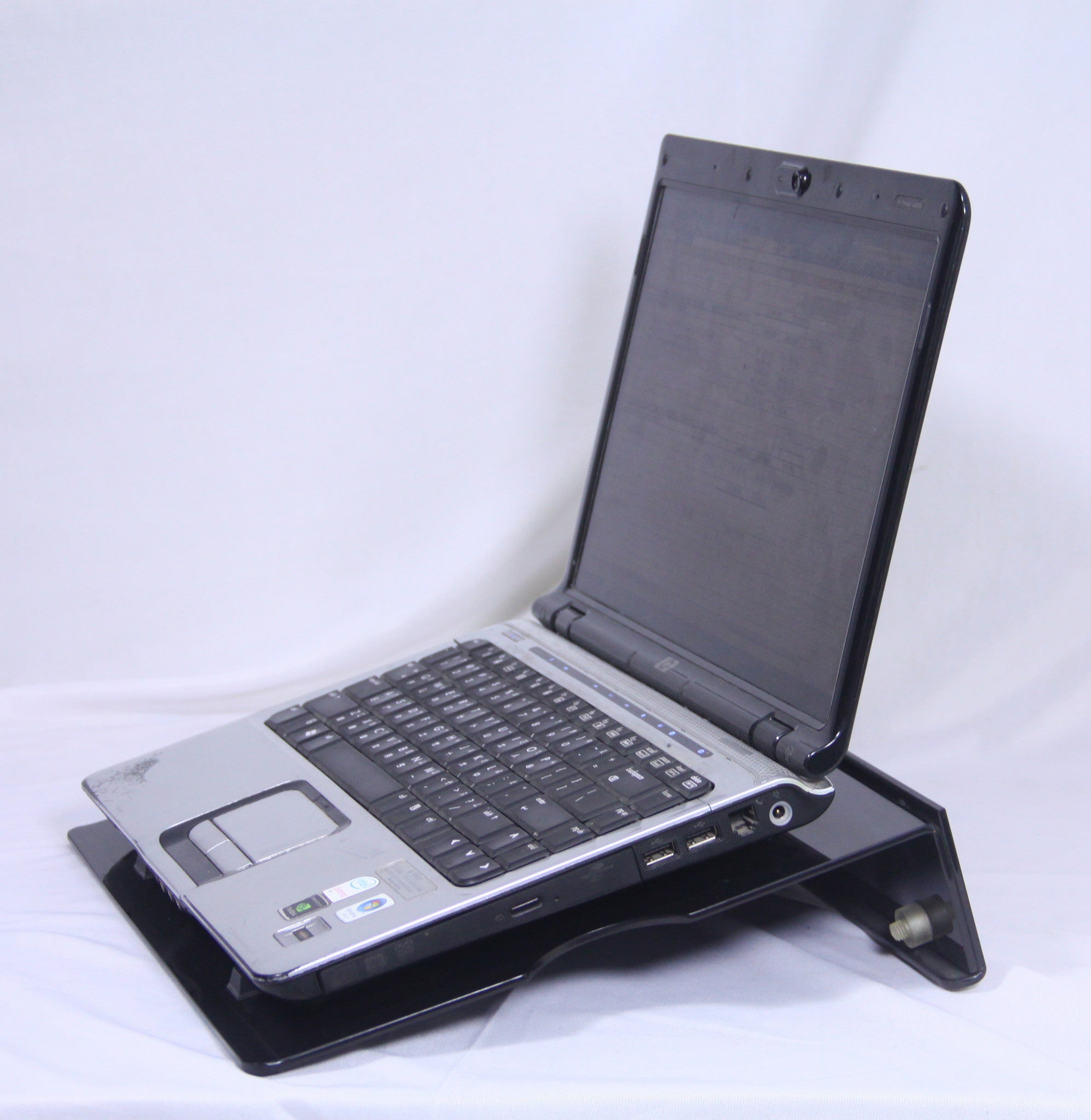 Laptop Stand (LS-100)- 1